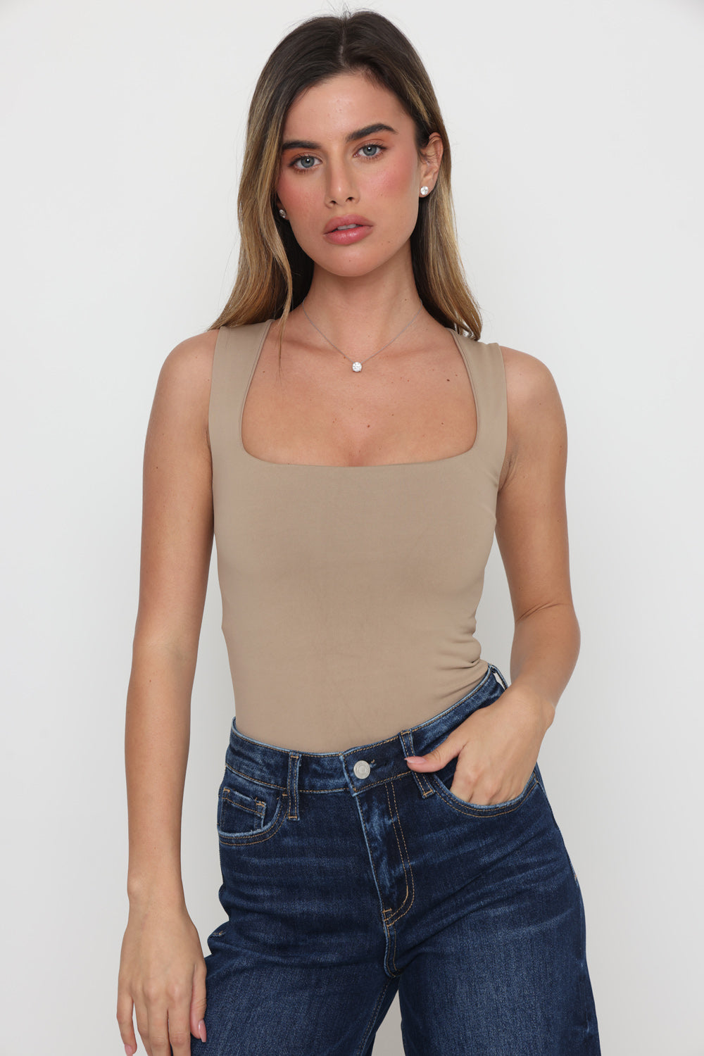 בגד גוף אריה